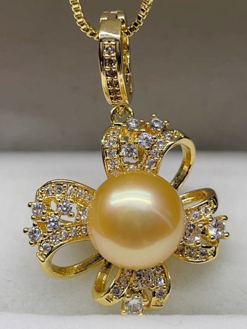Genuine Baroque Pearl Butterfly Pendant Necklace 9.4mm